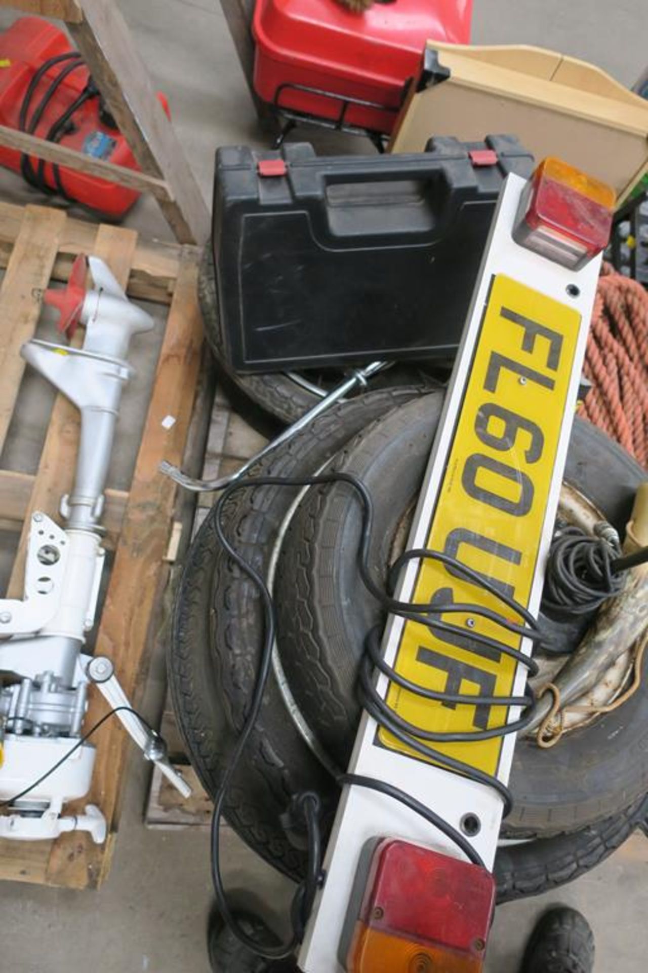 Various Tyres and Garage Equipment - Image 3 of 3