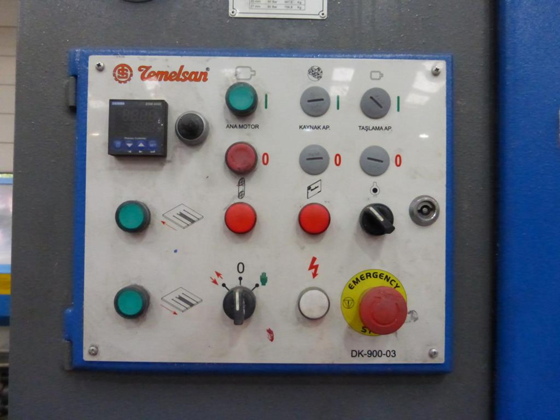 A Temelsan Manual Vertical Bandsaw - Image 3 of 9