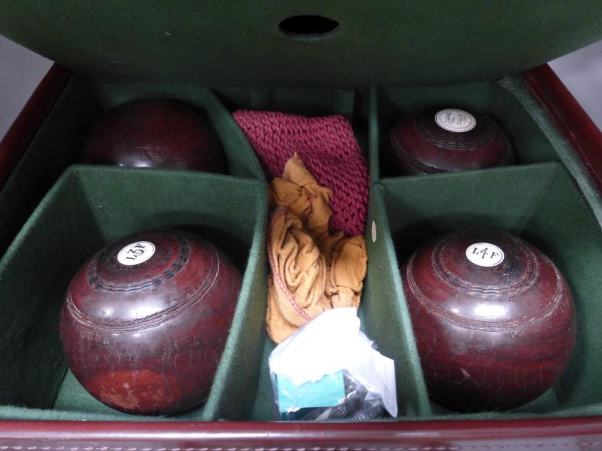 Four Bowls in a Leather Case etc. - Image 3 of 3