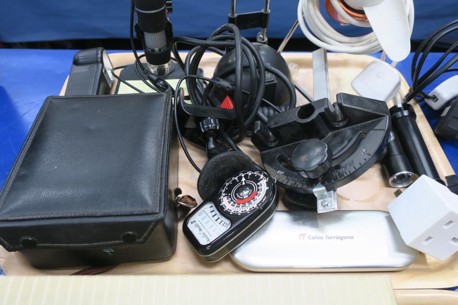 Wooden Stool, Linsar Monitor, Assorted Cables and Leads, Taylor Multi Meter - Image 4 of 4