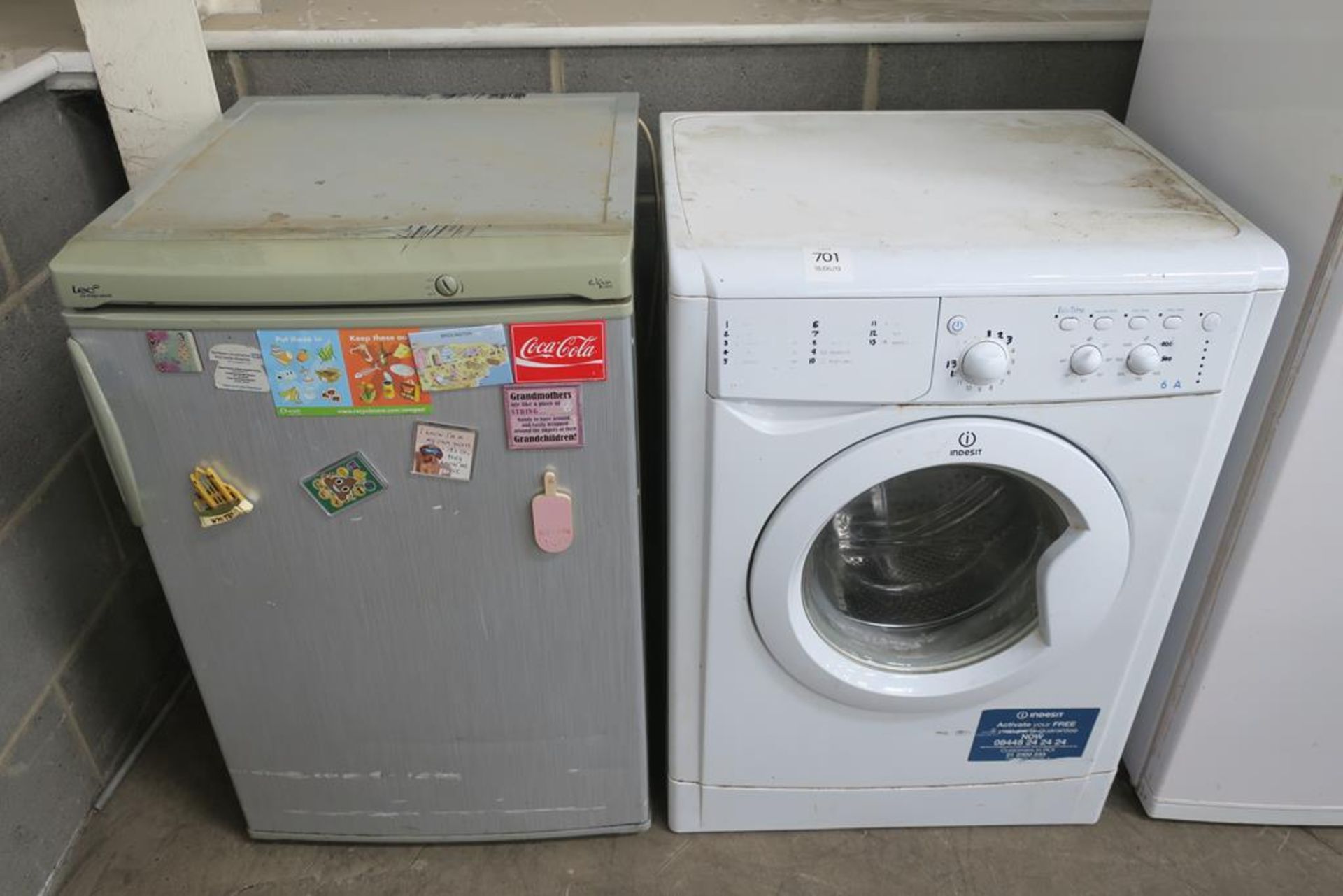 LEC Undercounter Fridge together with Indesit Washing Machine