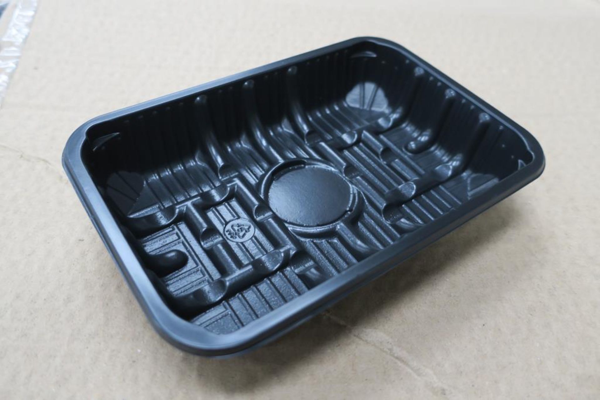 Tesco Open Cavity Black Food Trays - Image 3 of 3