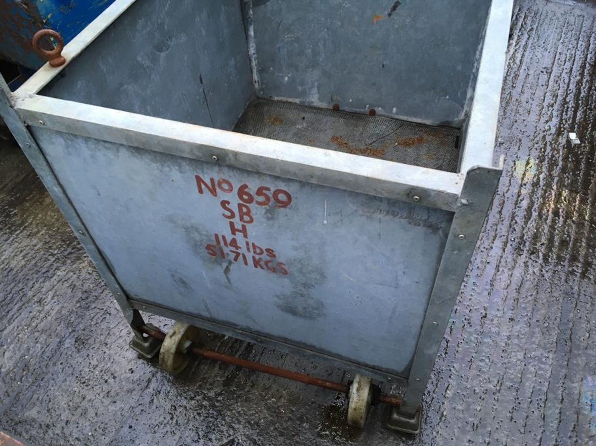 Galvanised Stillage with wheels - Image 2 of 3