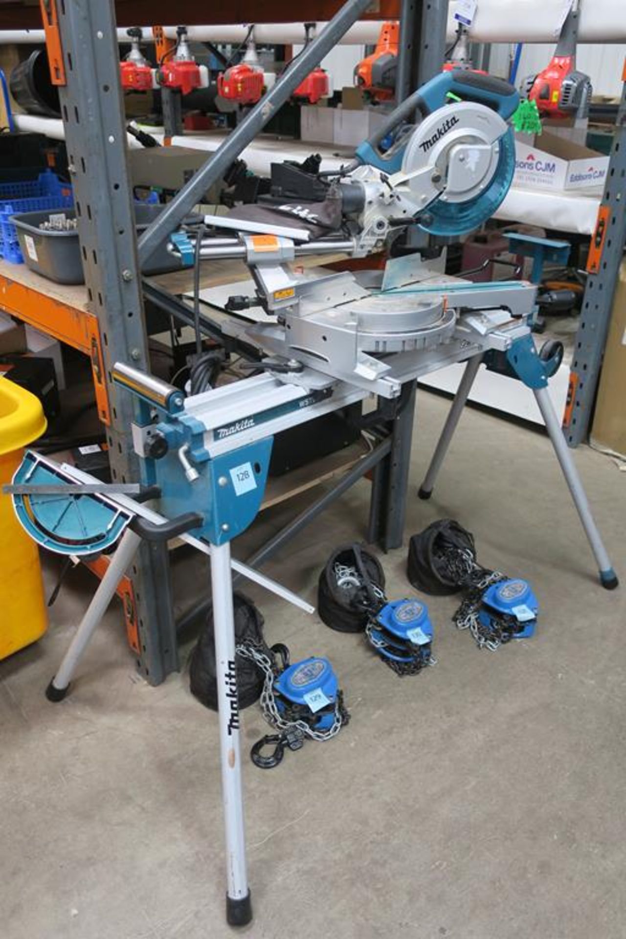 Makita Slide Compound Mitre Saw