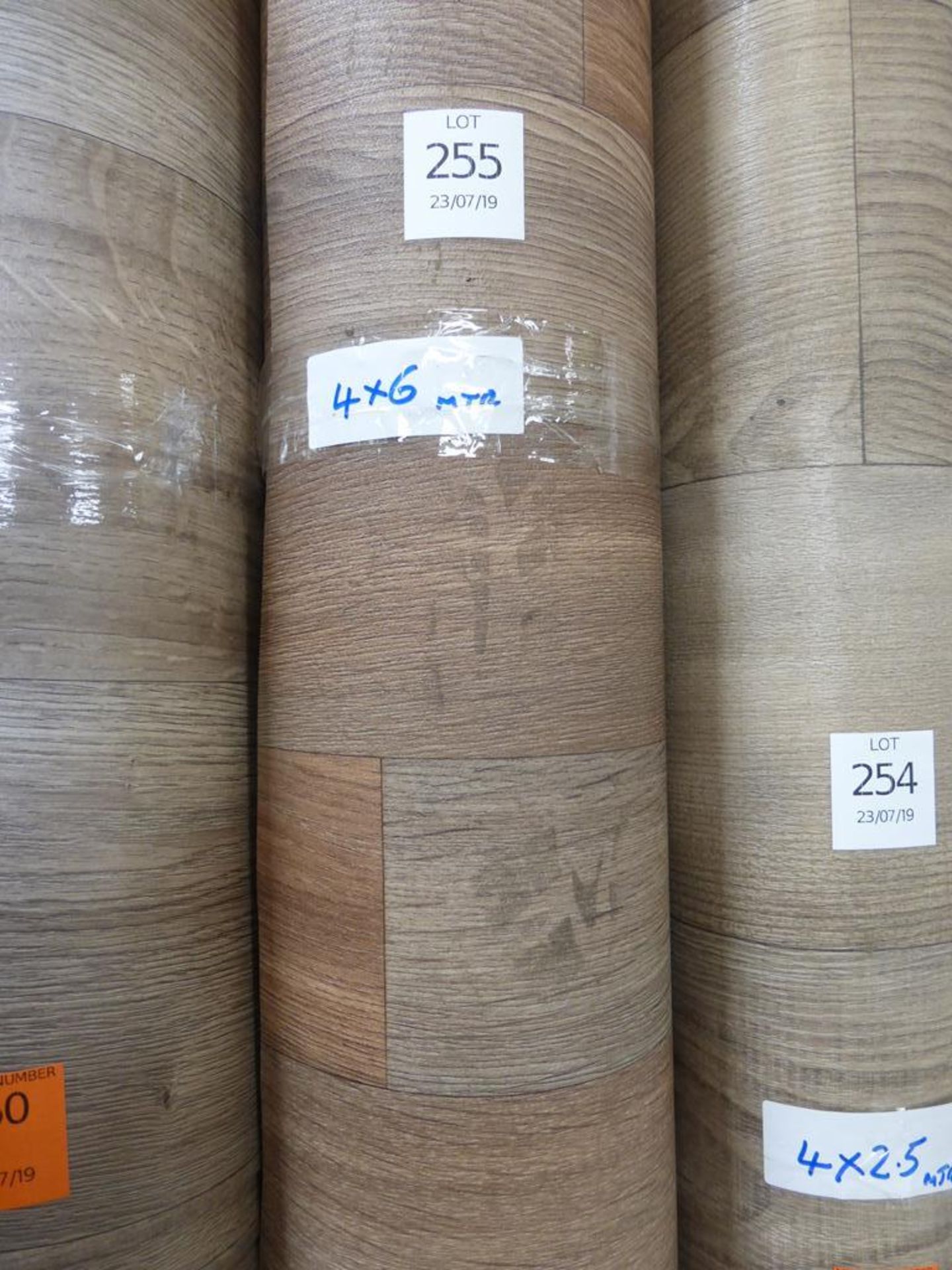 Roll of Vinyl Flooring approx 4 x 6 metres