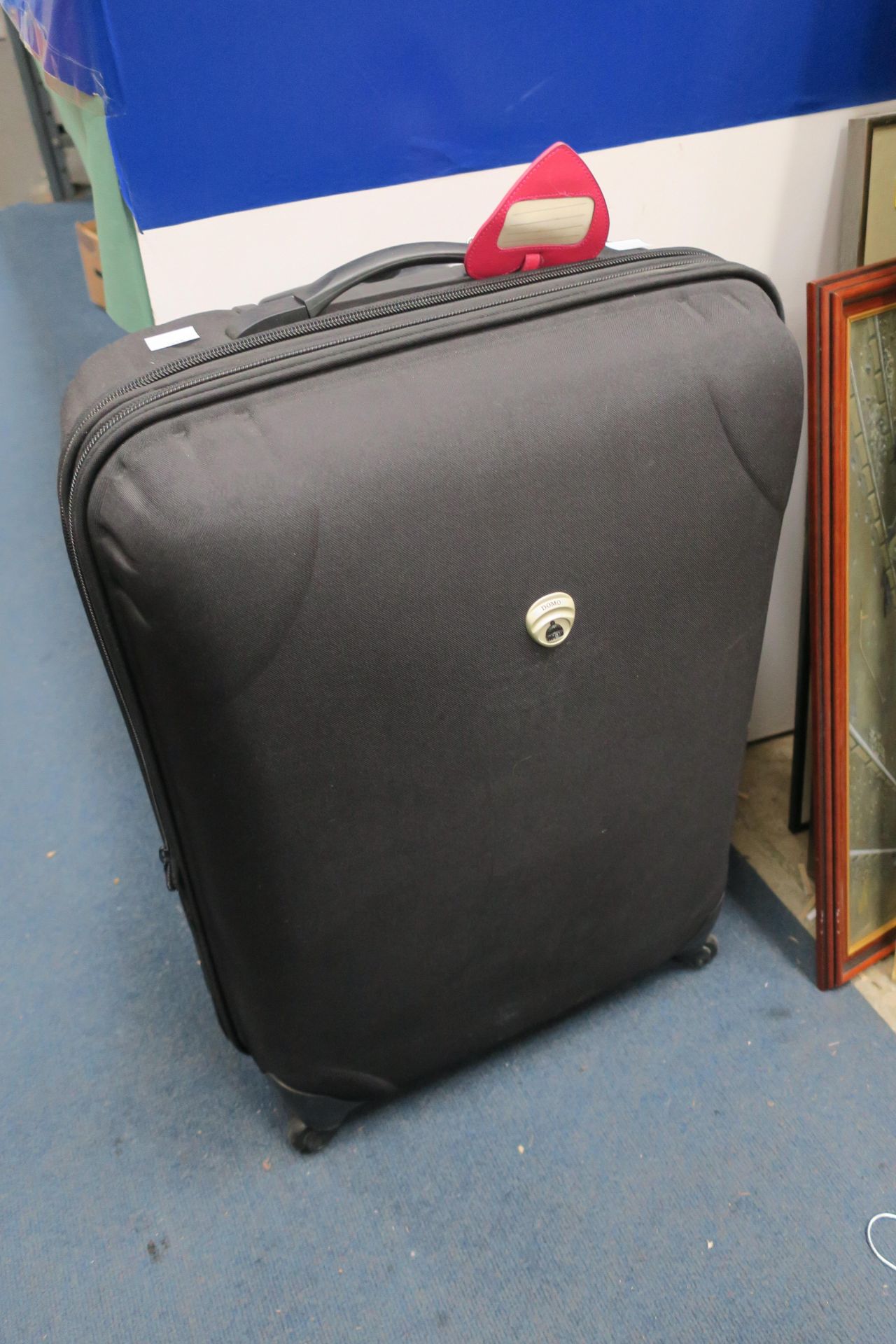 Domo mobile zipped Suitcase/Luggage