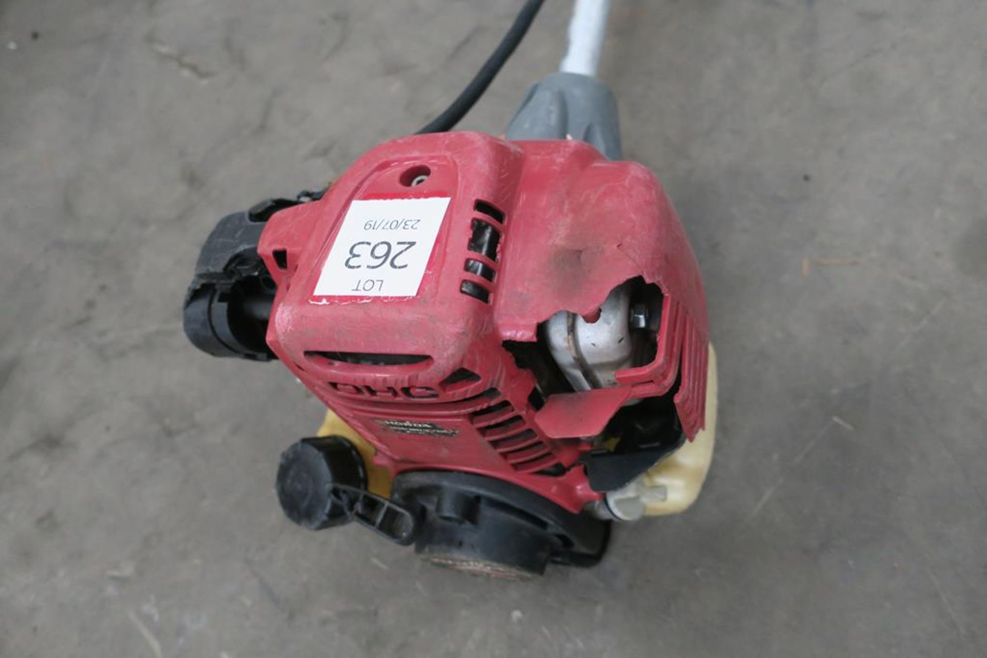 A Honda UMK435UE 4 Stroke Brush Cutter - Image 2 of 3