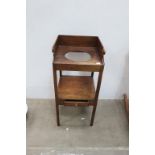 This is a Timed Online Auction on Bidspotter.co.uk, Click here to bid. A 19th Century Mahogany