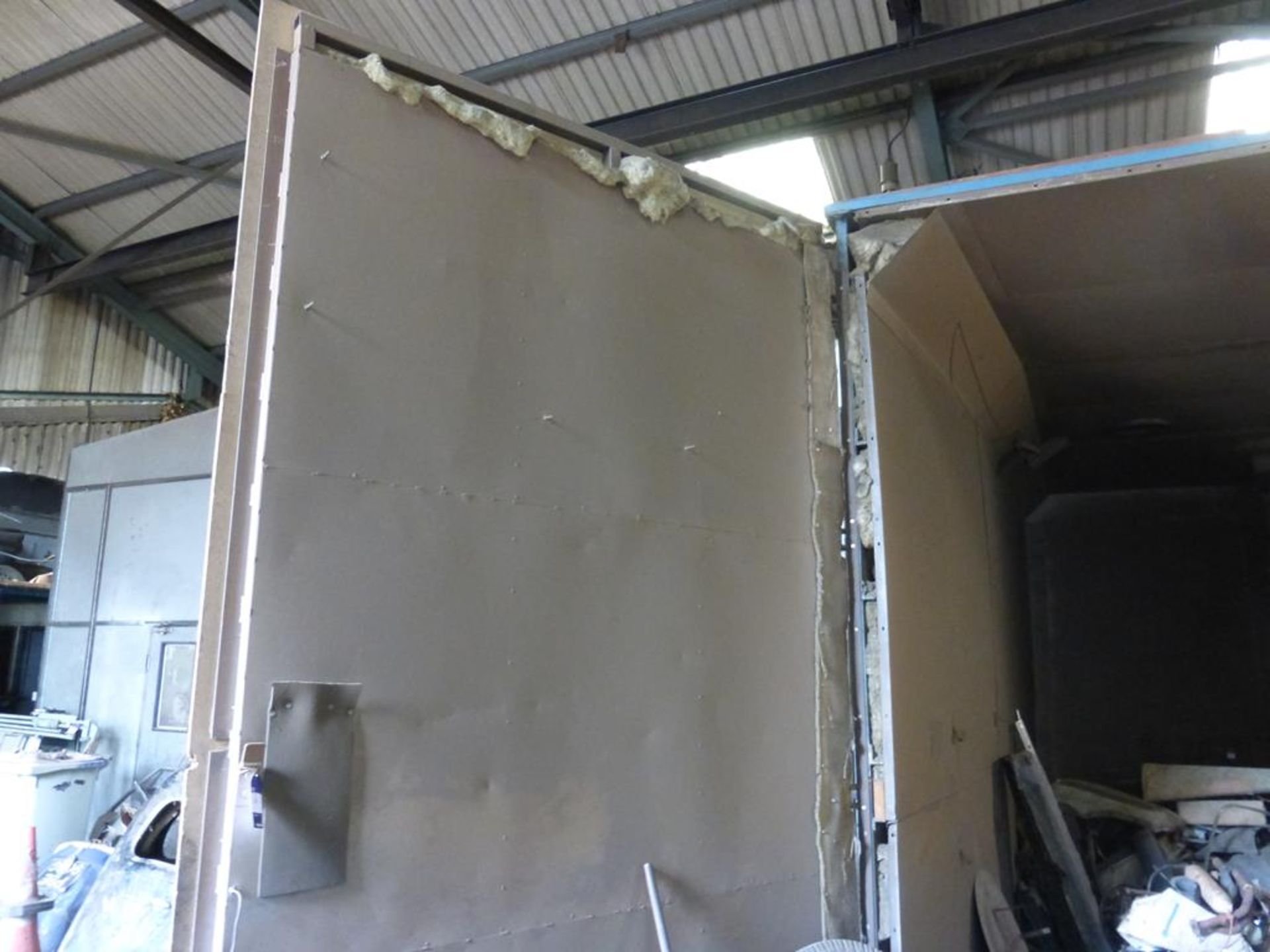 A Shot Blasting Booth - Image 2 of 11