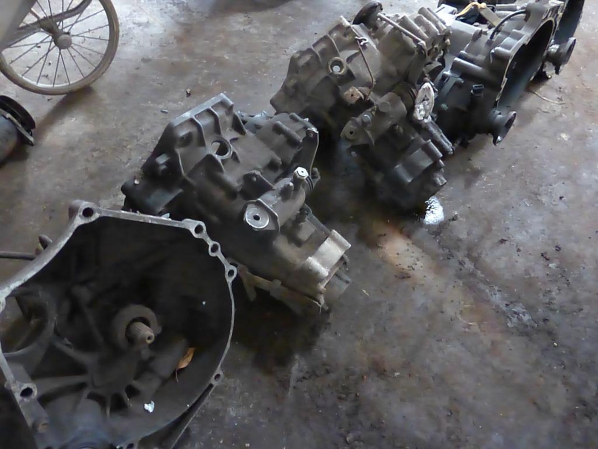 5 x VW Golf Gearboxes (unknown condition) - Image 3 of 4