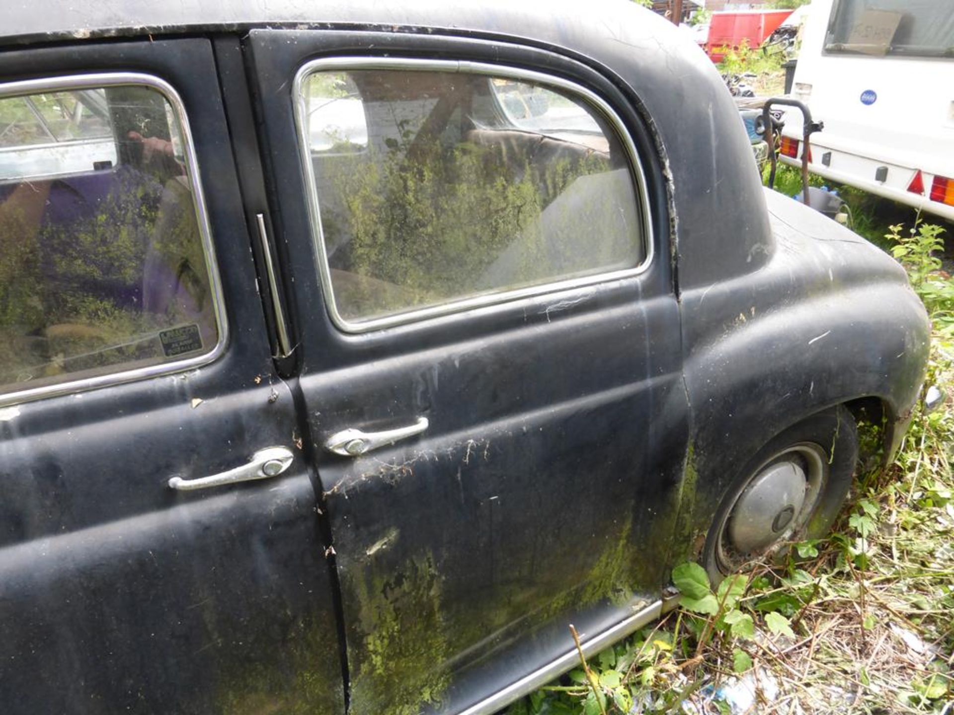 A Rover P4 (in need of restoration) - Image 12 of 15