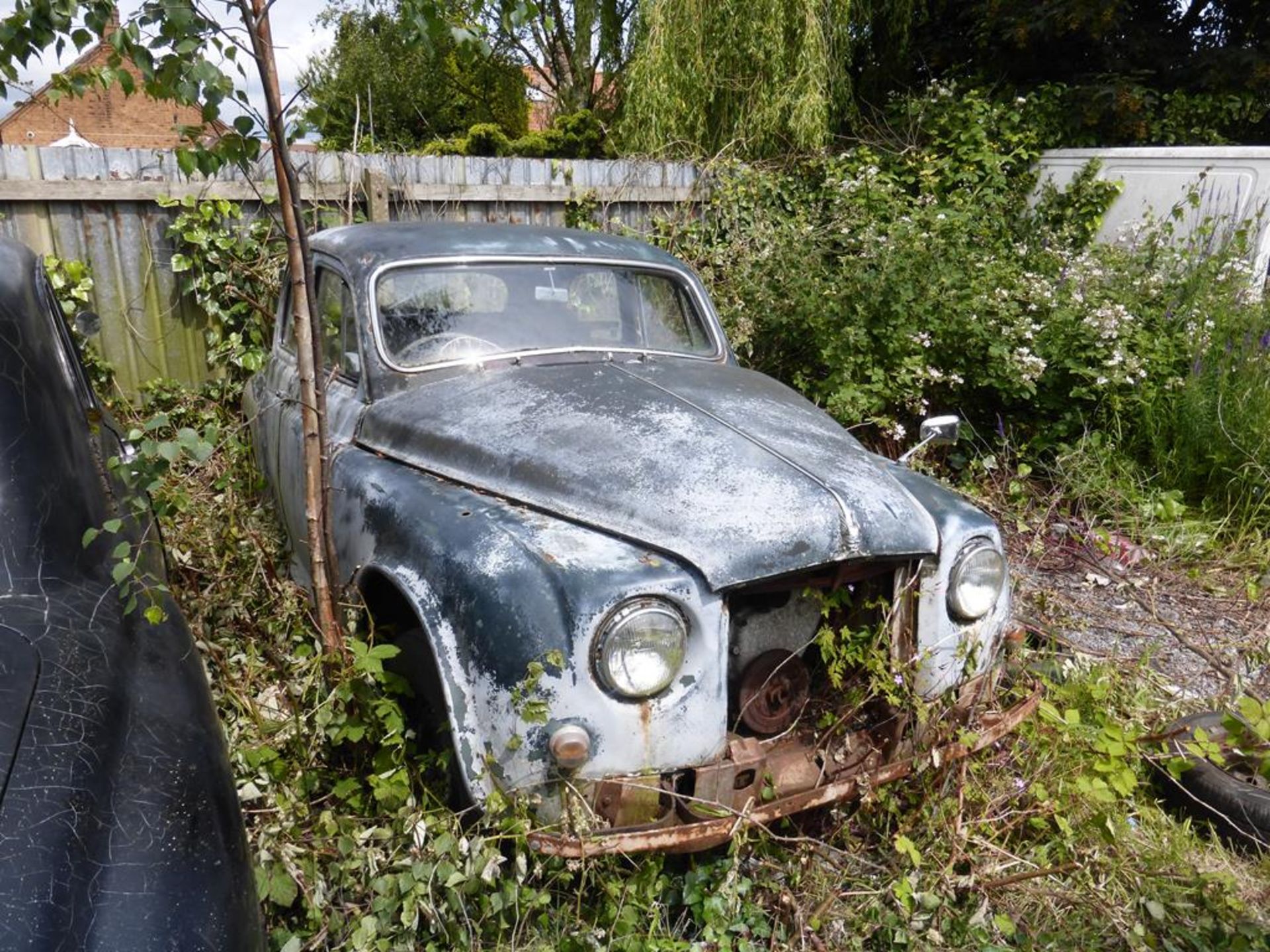 A Rover P4 (in need of restoration) - Image 2 of 8