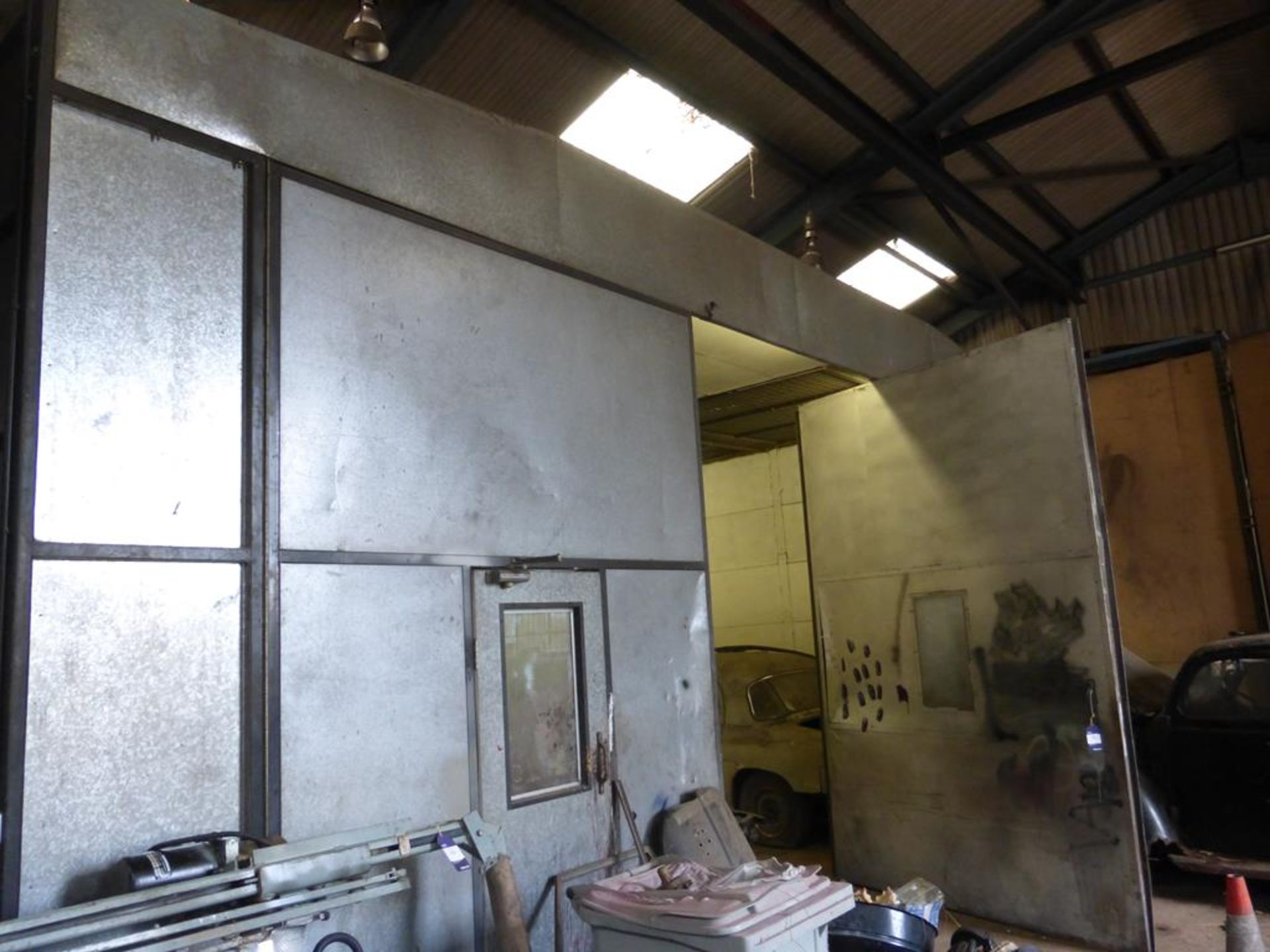 A Spray Booth - Image 3 of 13