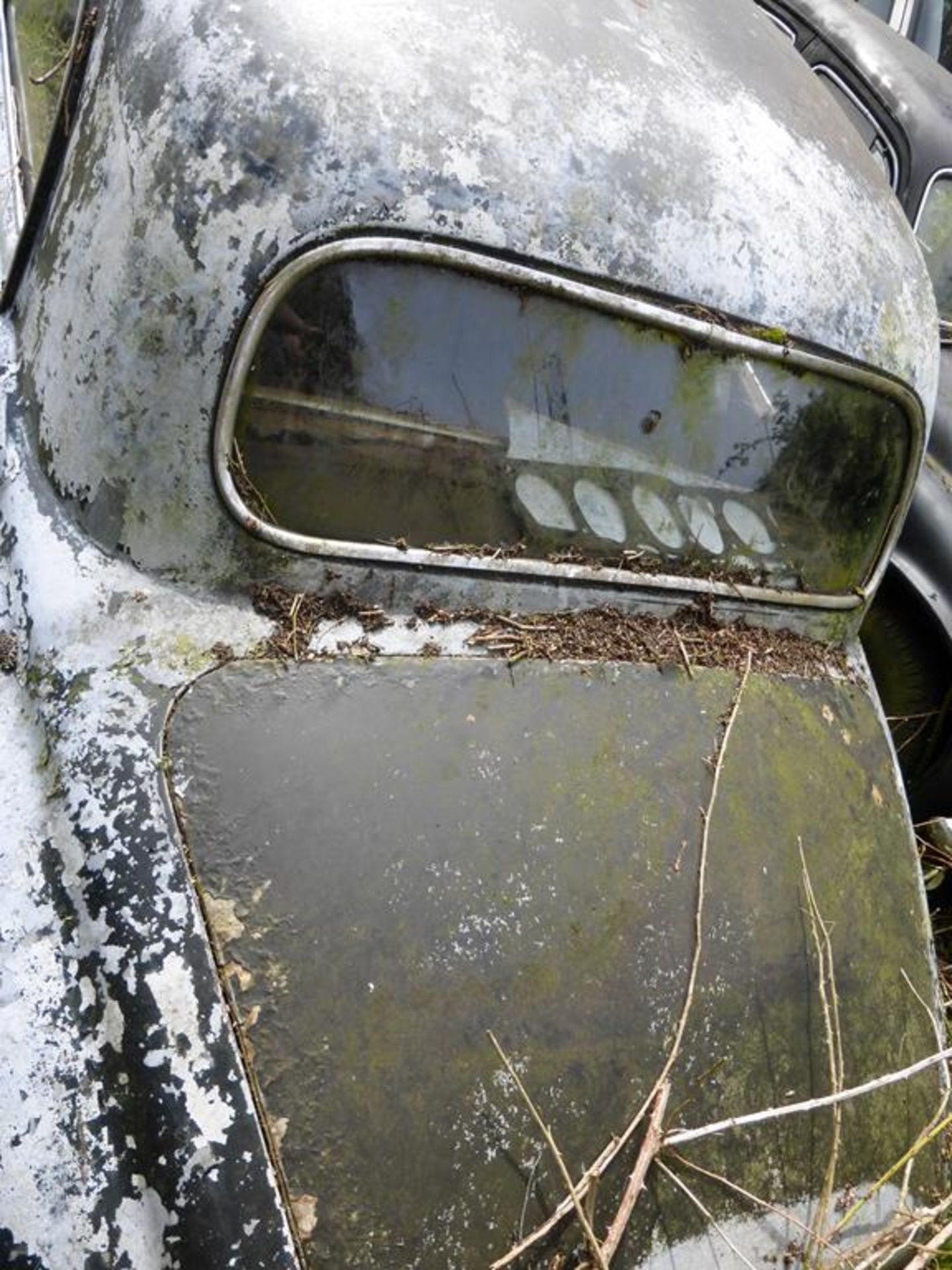 A Rover P4 (in need of restoration) - Image 7 of 8