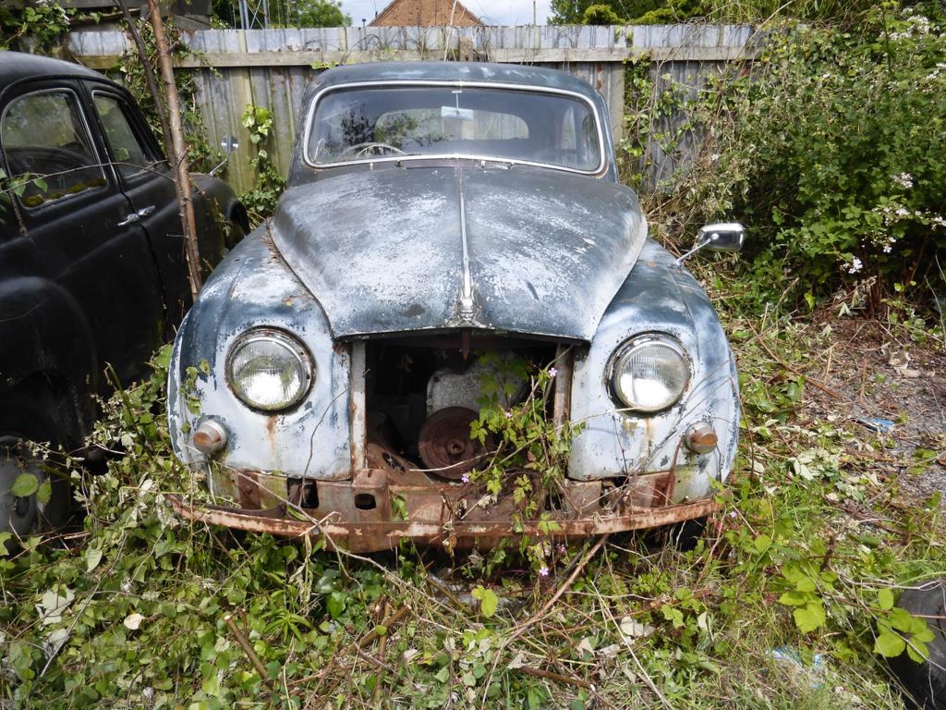 A Rover P4 (in need of restoration) - Image 6 of 8