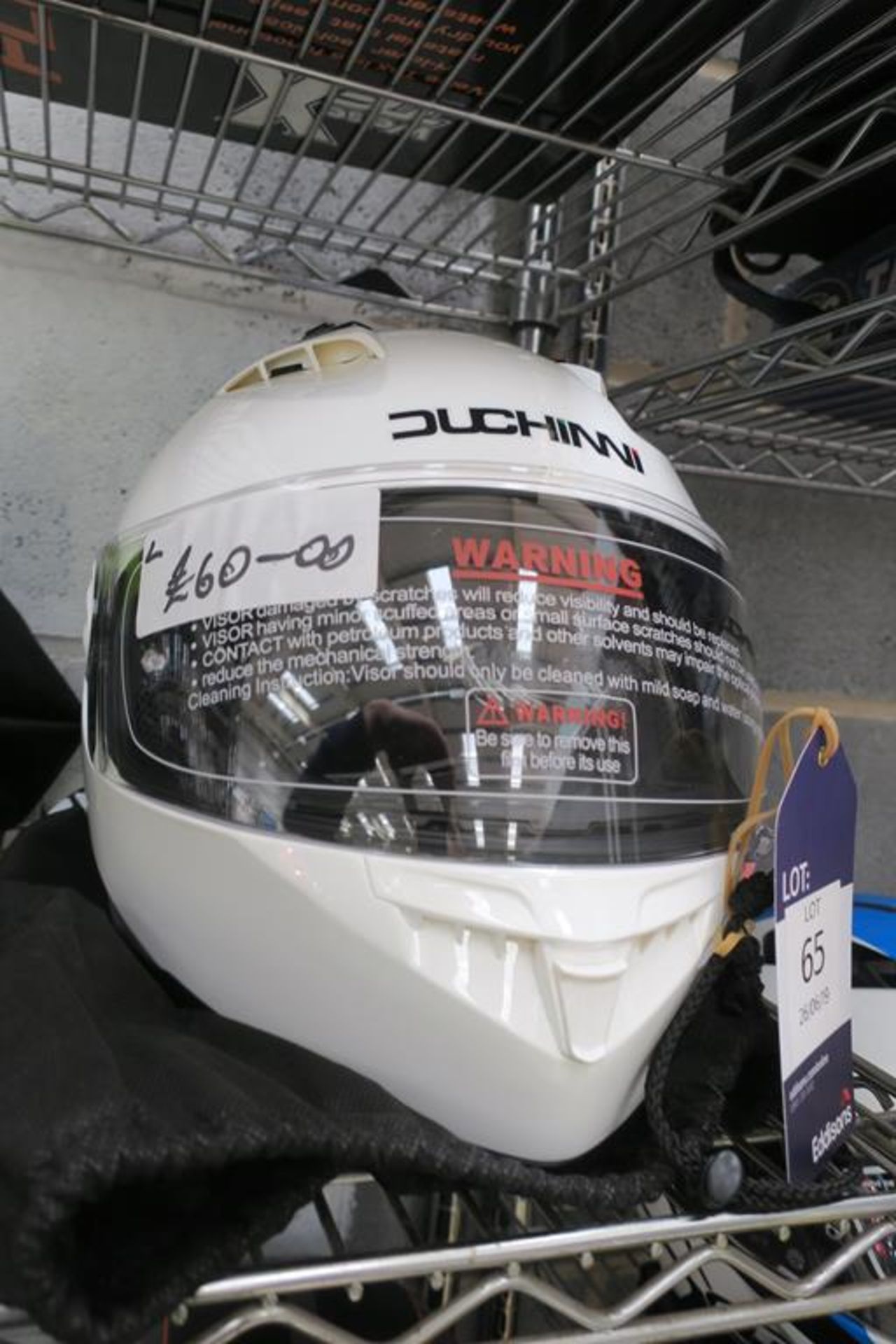 Duchinni YH-FF968 Size L Helmet comes with Duchinni Bag