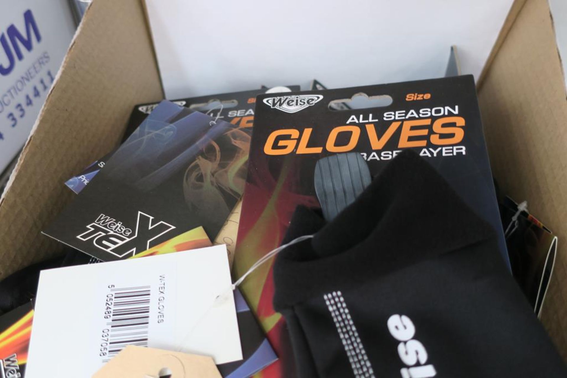 Qty of Weise All Season Motorbike Gloves - Image 2 of 2