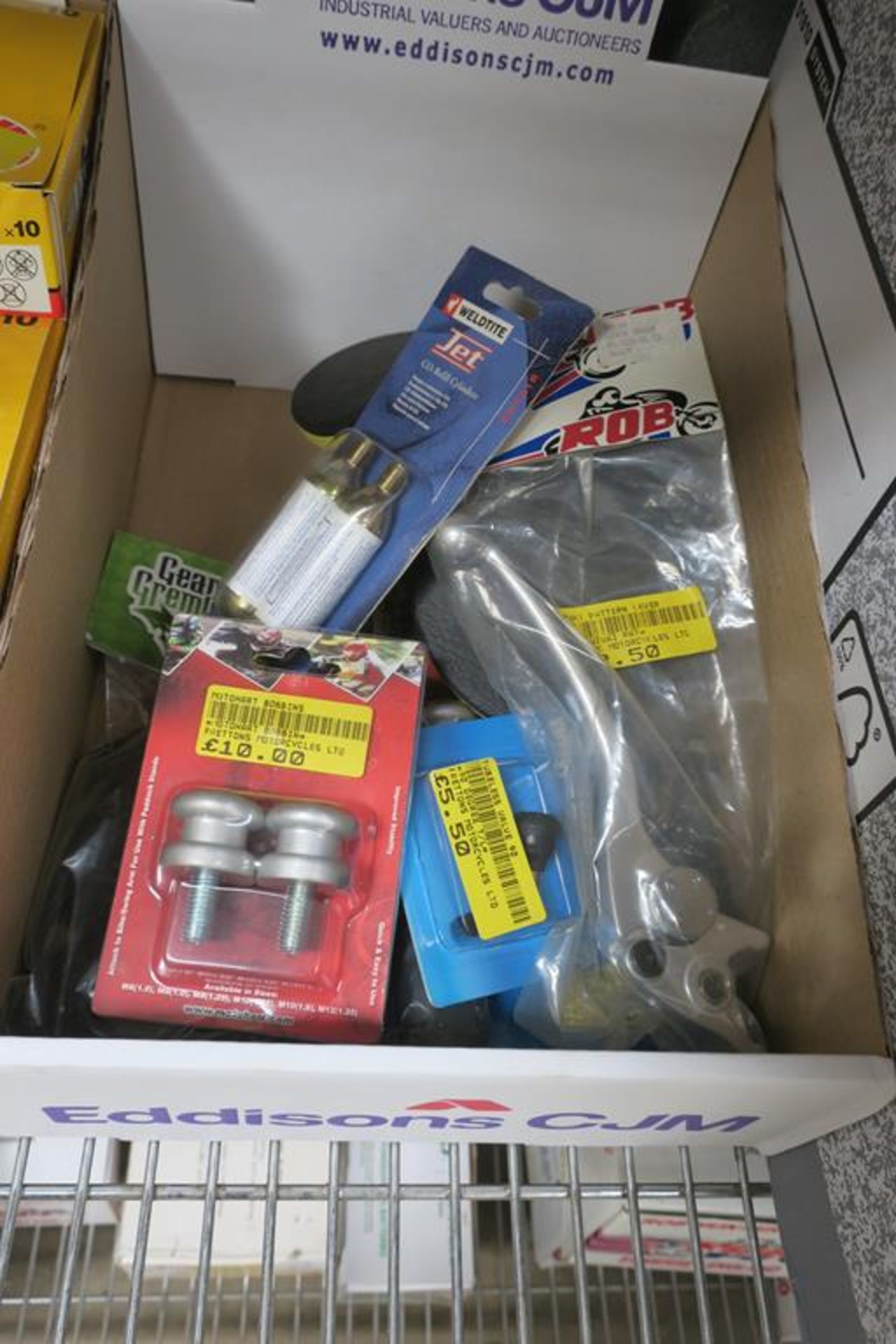Assorted Qty of Vehicle Bulbs, Motohart Bobbins, CO₂ Refill Cylinders etc. - Image 8 of 9