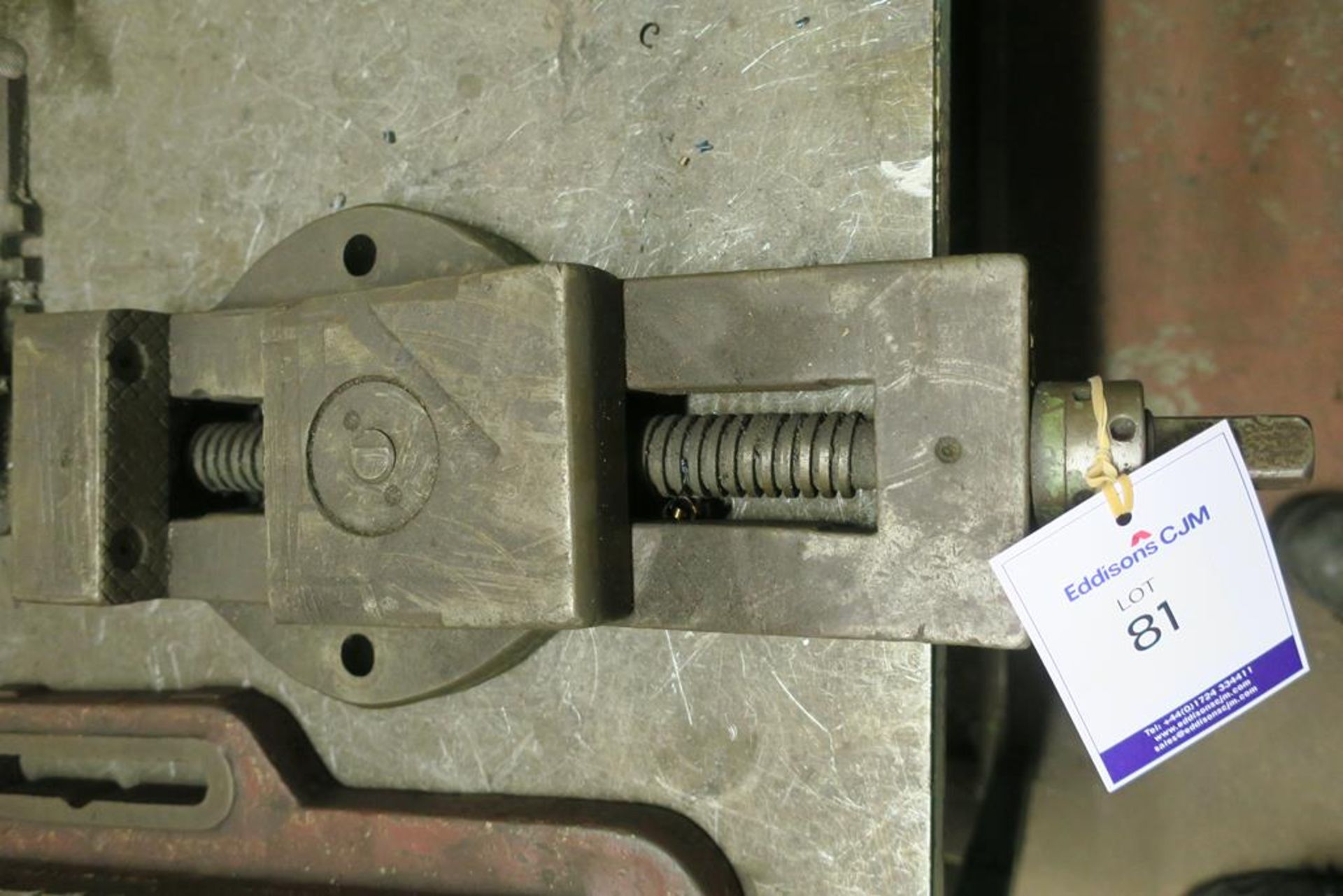 A 4 1/2" Machine Vice (no handle)