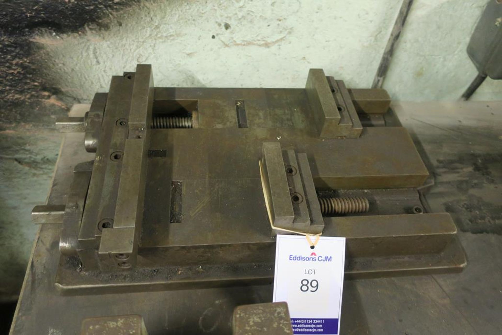 11" Machine Vice