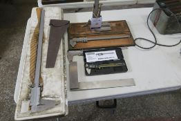 Assorted Vernier Calipers to include:- a Mitutoyo 24", Mitutoyo 12" Vertical, etc.