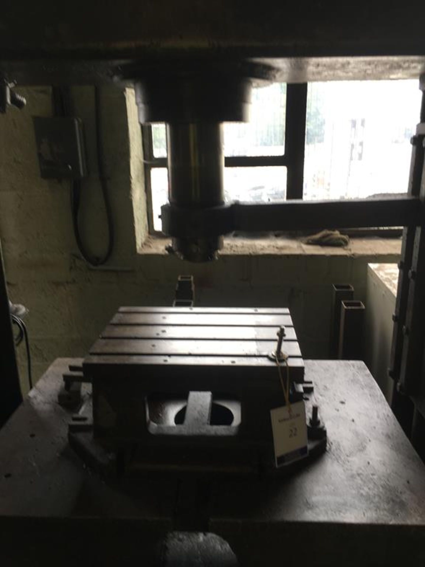 Mills Hydraulic Press - Image 8 of 13