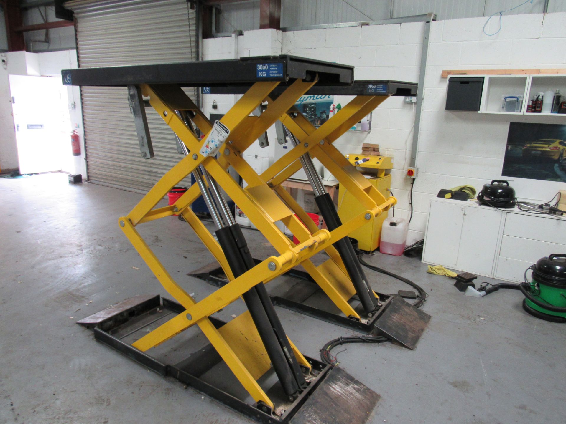 Rotary Porsche 3000kg Hydraulic Scissor Lift, Serial Number 5405274 (Located at Unit 11) - Image 4 of 5