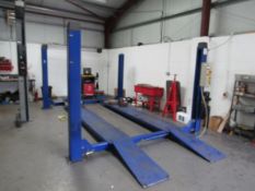 OMA 522AL 4 Post Vehicle Lift 4000kg Lifting Capacity, Serial Number A025931, Year 2005 (Located