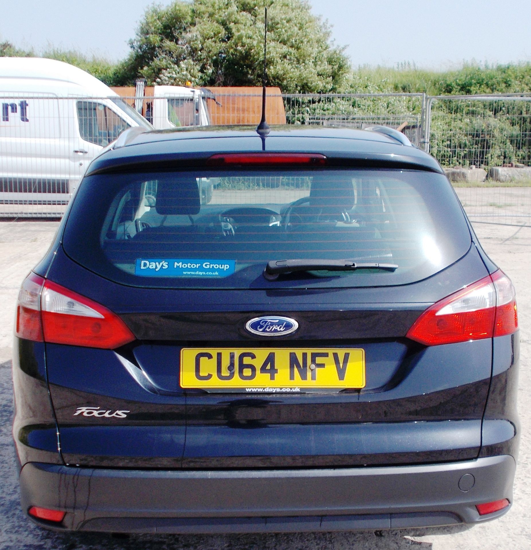 Ford Focus Zetec Navigator 1.6TDCI Estate, registration CU64 NFV, date of registration 24 December - Image 4 of 15