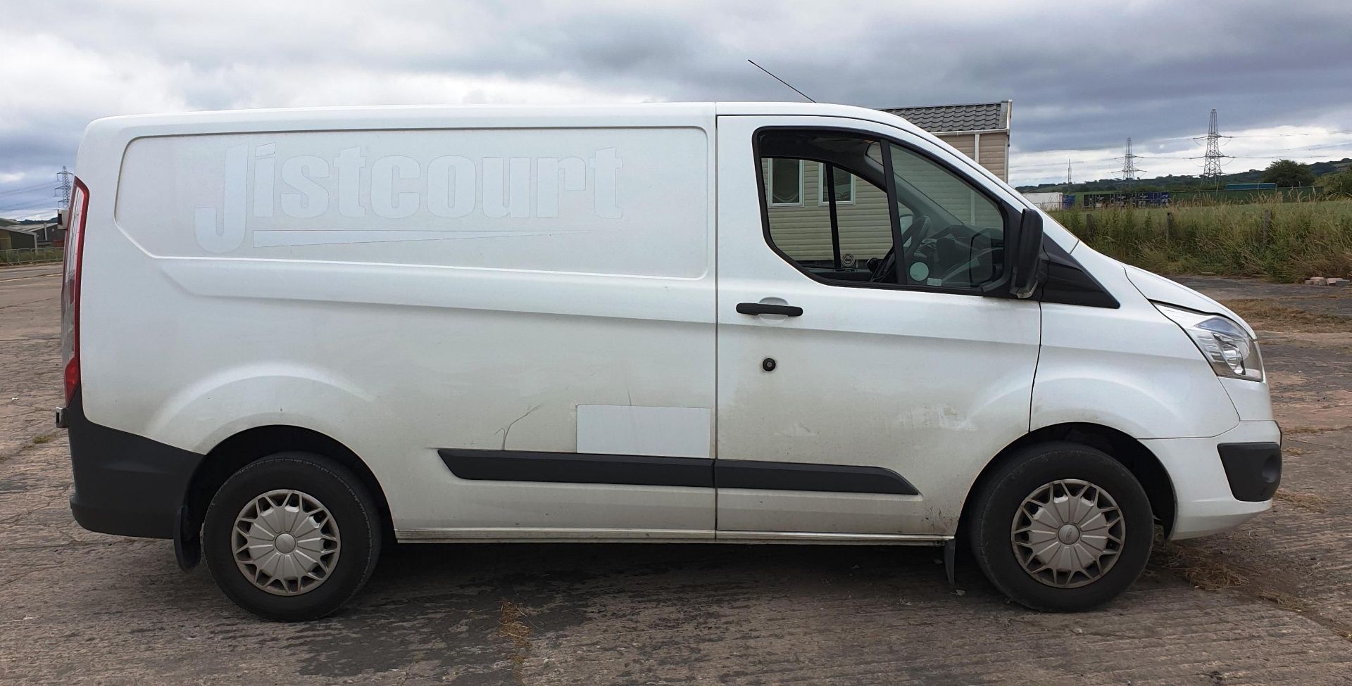 Ford Transit Custom 290 2.2 TDCi 100ps Low Roof Tr - Image 2 of 8