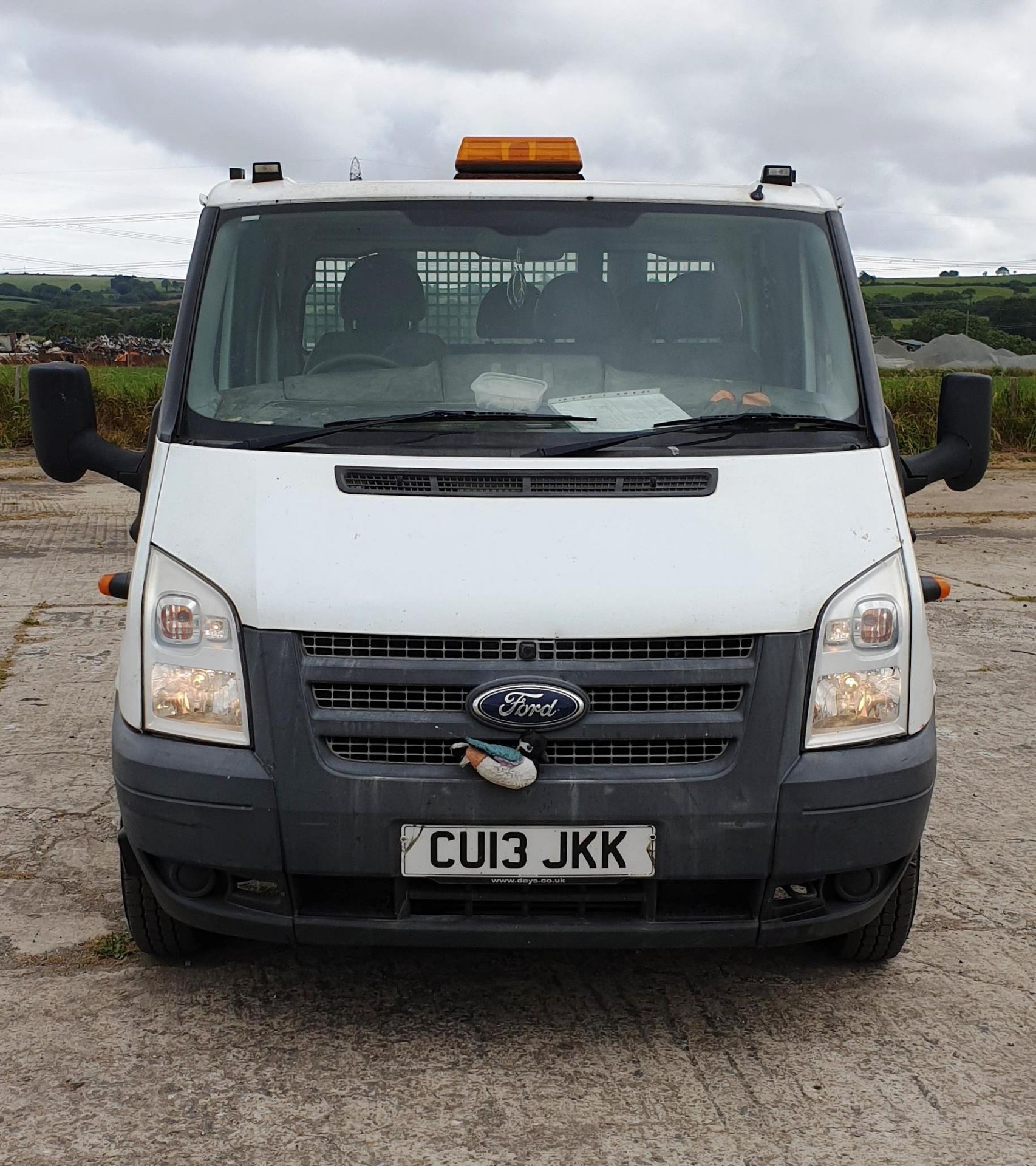 Ford Transit 350 LWB Diesel RWD Double Cab Chassis - Image 3 of 9