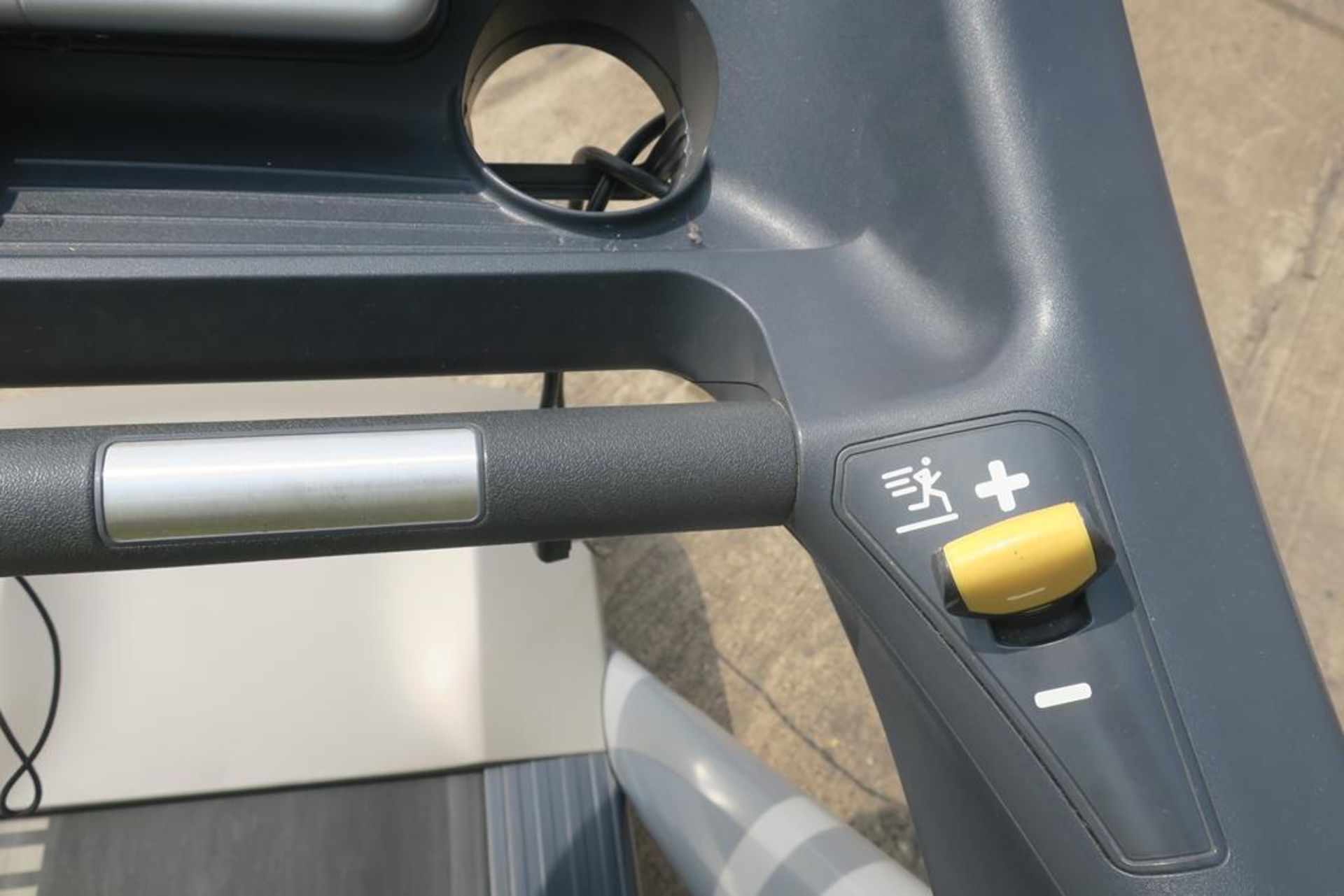 TechnoGym Unity Excite Treadmill - Image 5 of 8