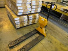 Record 2000kg Pallet Truck with Digital Scale