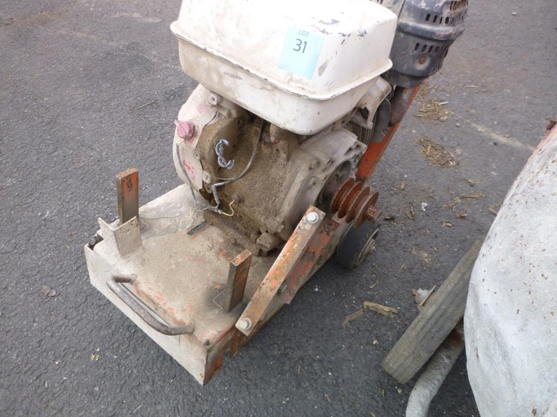 Belle Cement Mixer and Floor Saw - Image 2 of 4