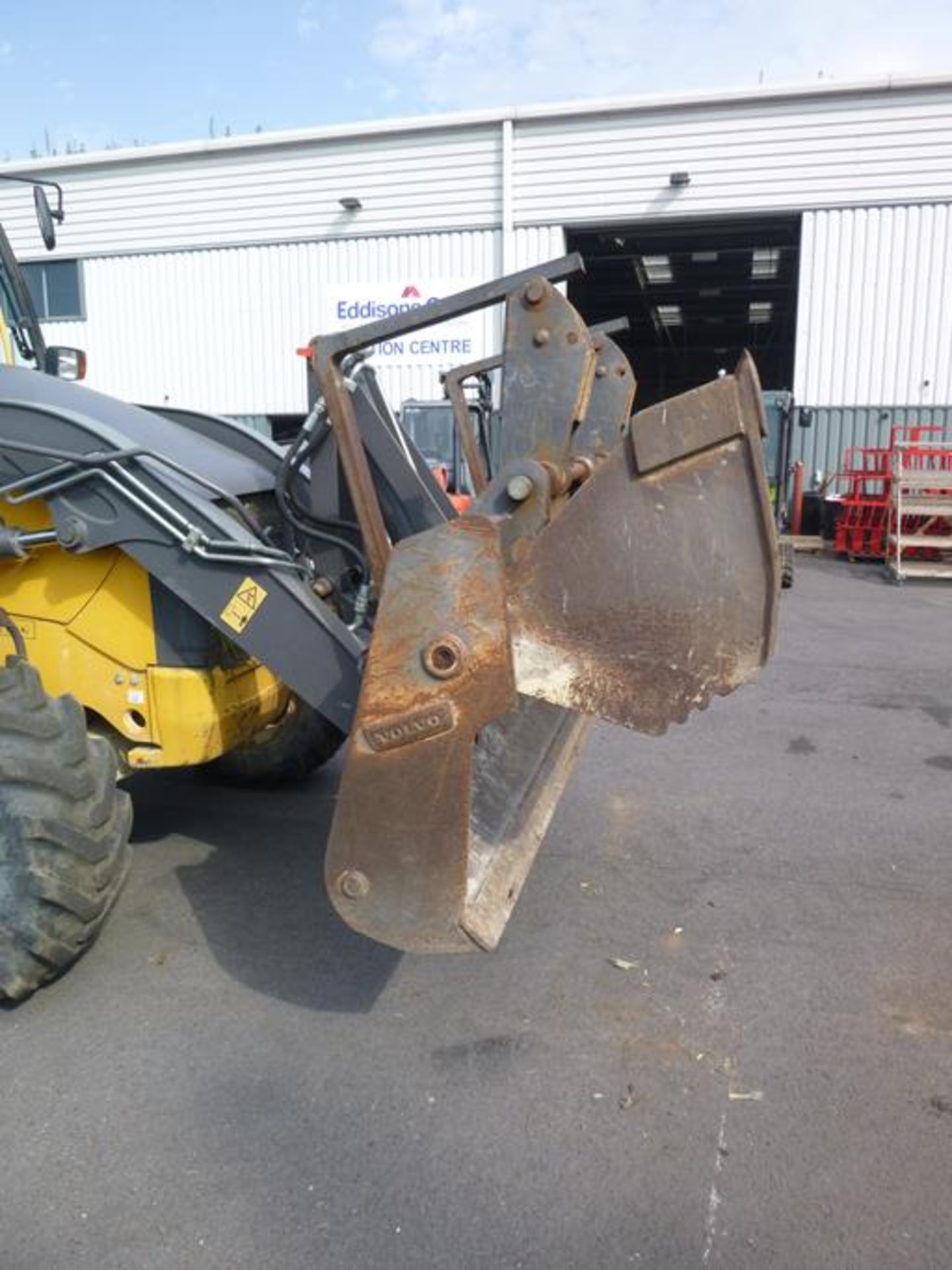 2012 Volvo BL71B Backhoe Loader - Image 12 of 24