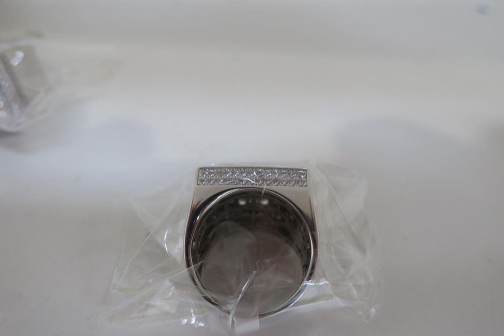 A Box containing Silver Coloured Rings of assorted styles and sizes - Image 3 of 5