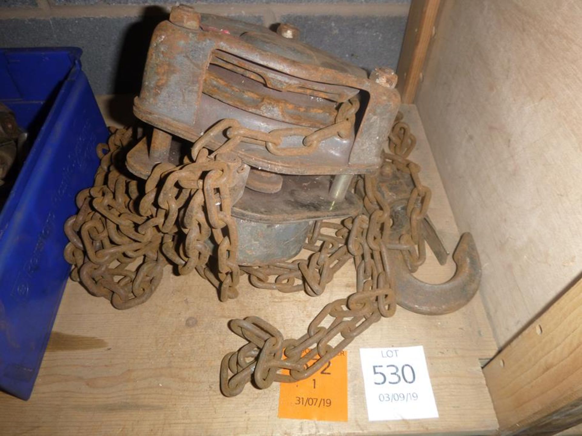 Make and Specification Unknown Block and Tackle