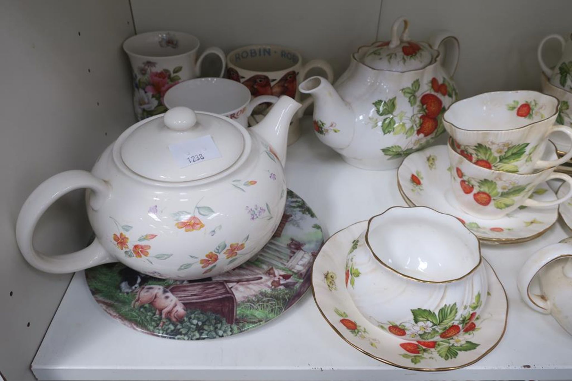 Ringtons seventeen piece Tea Service, other Decora - Image 2 of 10