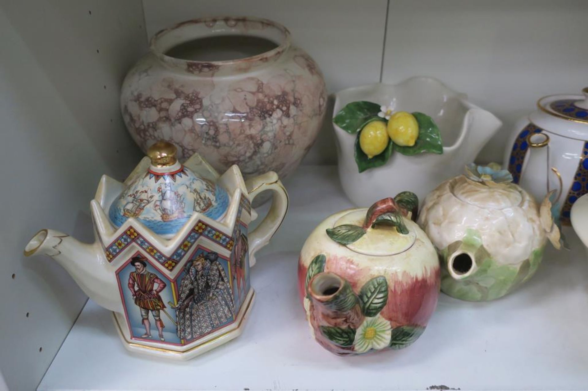 Teapots, Figurines and other Ornaments - Image 5 of 13
