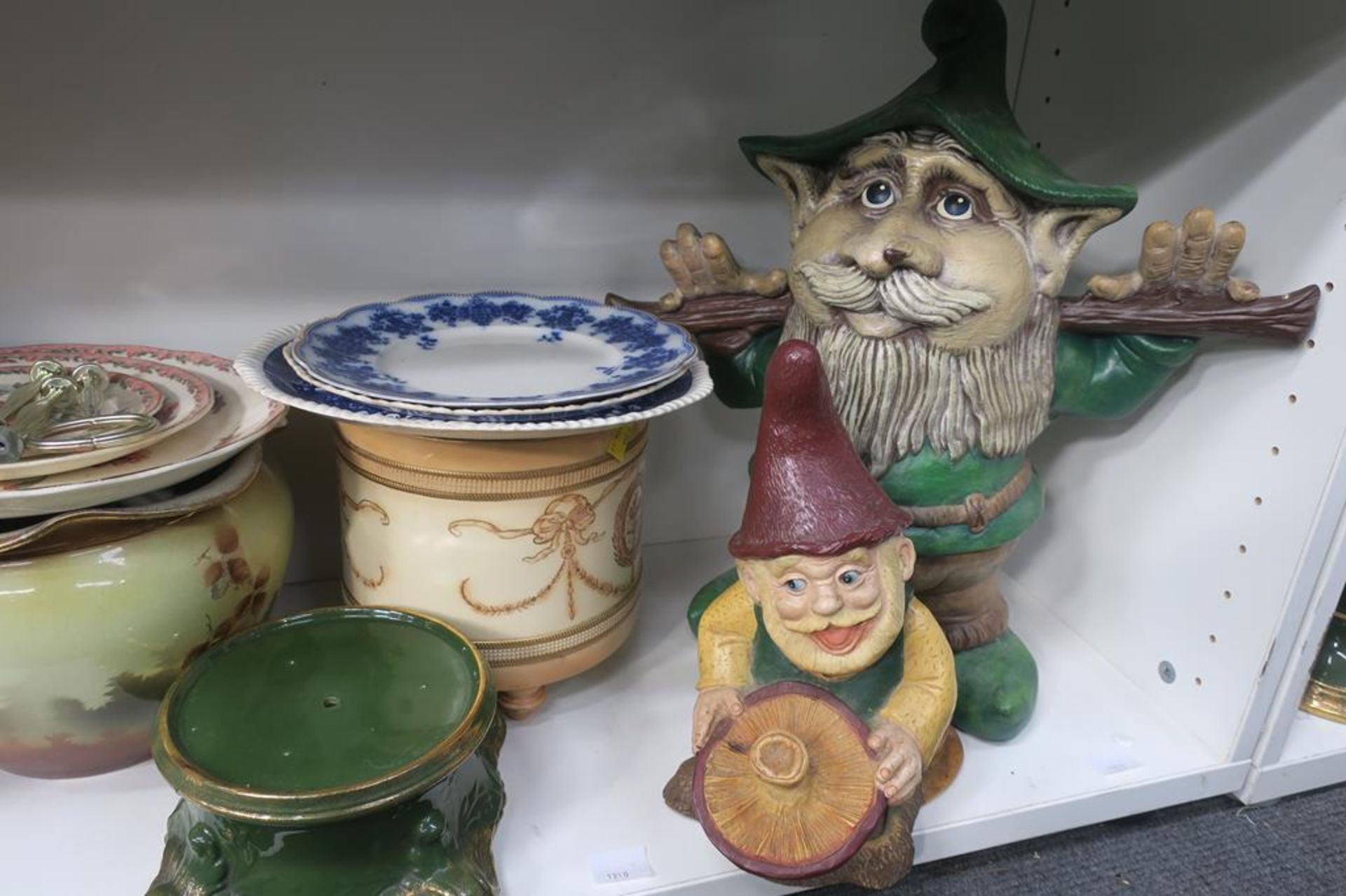 Garniture, Ceramic, Gnome Figures - Image 3 of 7