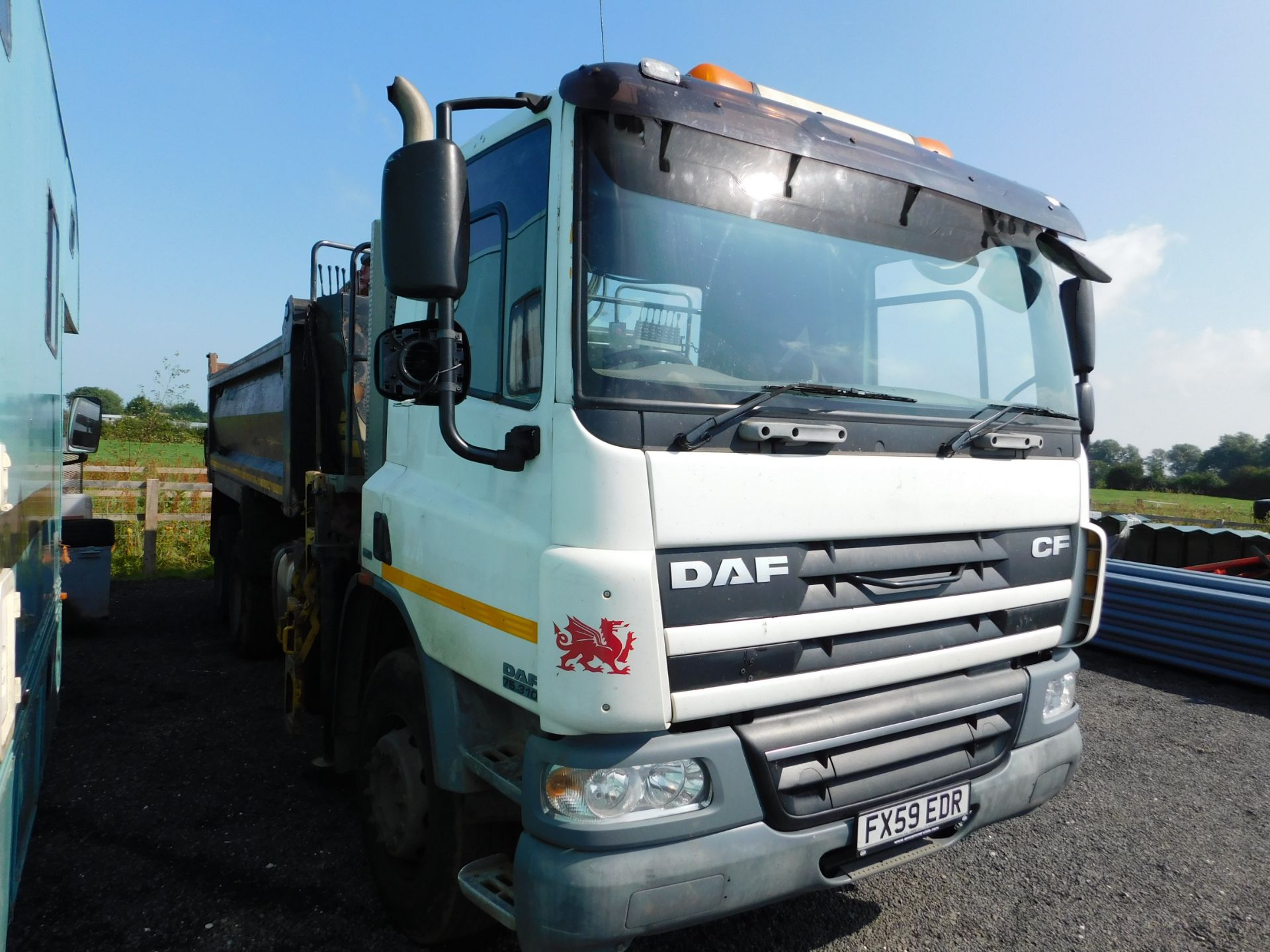 DAF CF 75.310 6x4 Euro 5 Tipper Grab Wagon, Registration FX59 EDR, first registered 1 September 2009 - Image 2 of 6