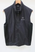 Arc'teryx Atom LT Mens Vest in Black size Small