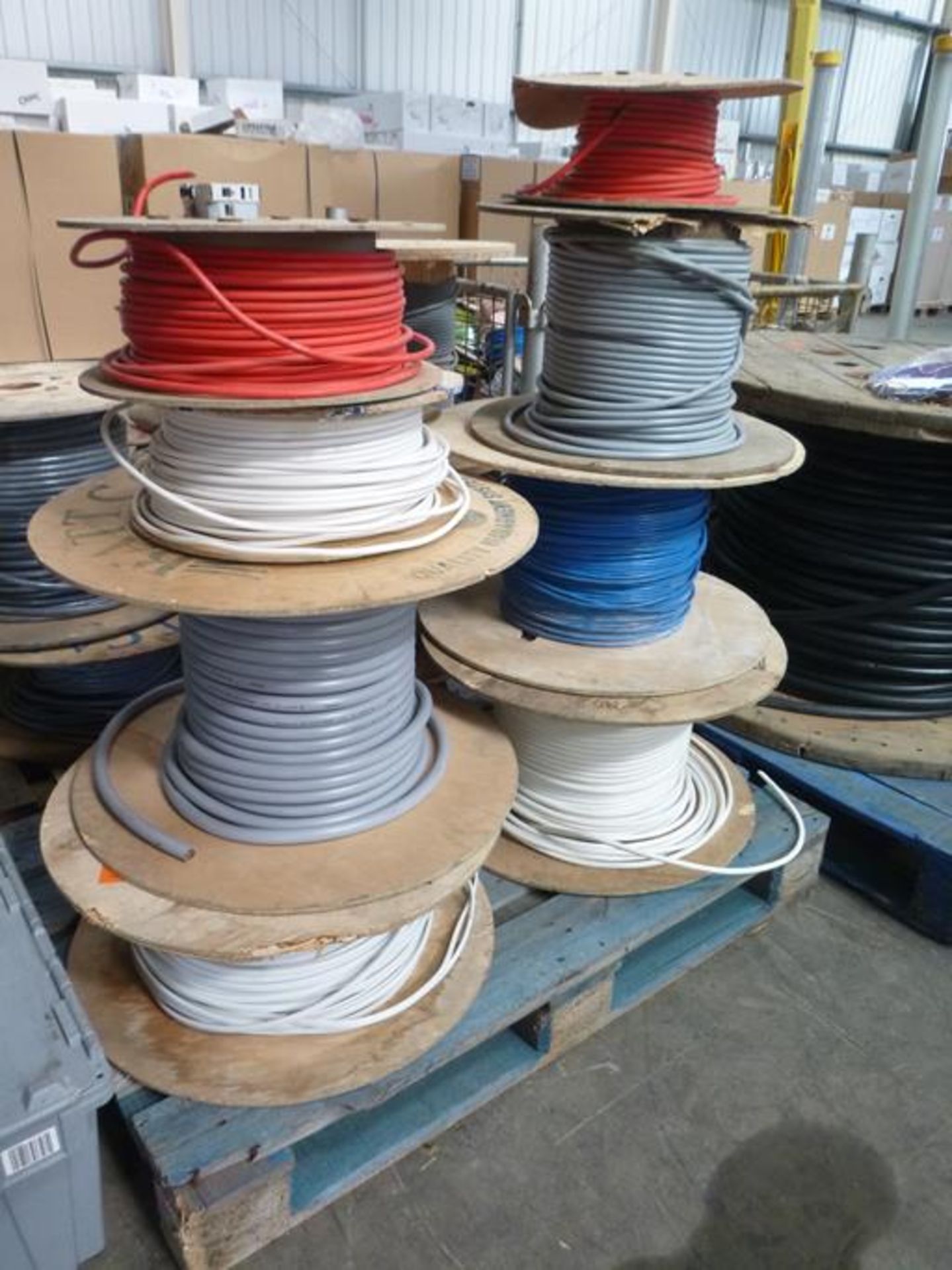 Pallet to contain a selection of various Cabling