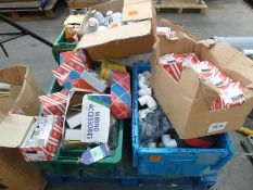 Pallet of assorted plastic fittings etc