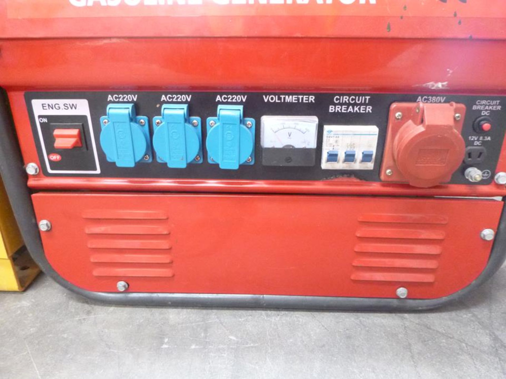 Prada 6500 Gasoline Generator - Image 2 of 2