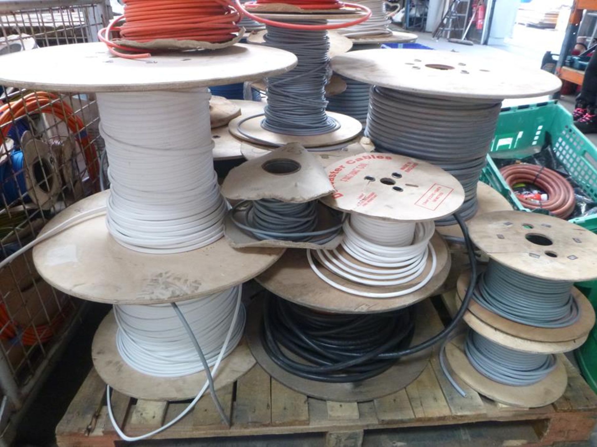 Pallet of assorted part used Cable. - Image 2 of 3