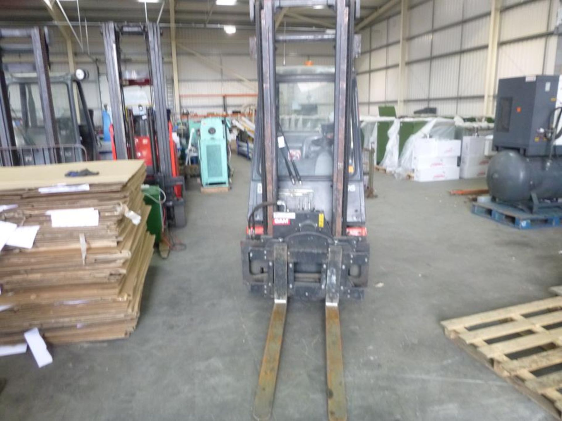 Lansing Linde H16 1600Kg Diesel Forklift with Cam Rotator - Image 2 of 11