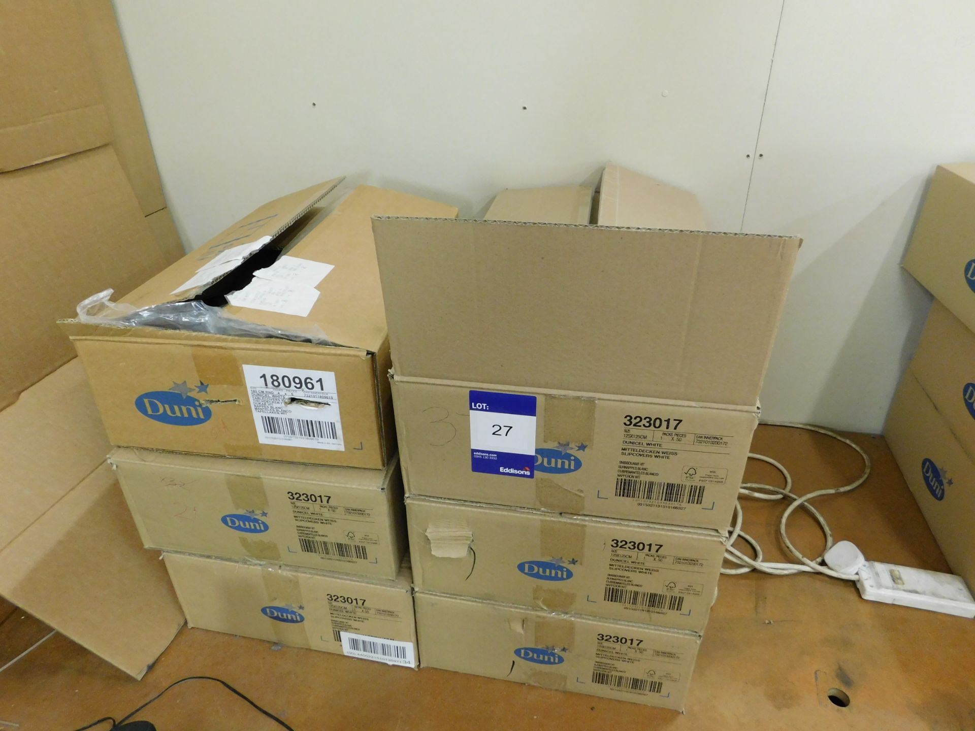 6 x Boxes of Duni covers