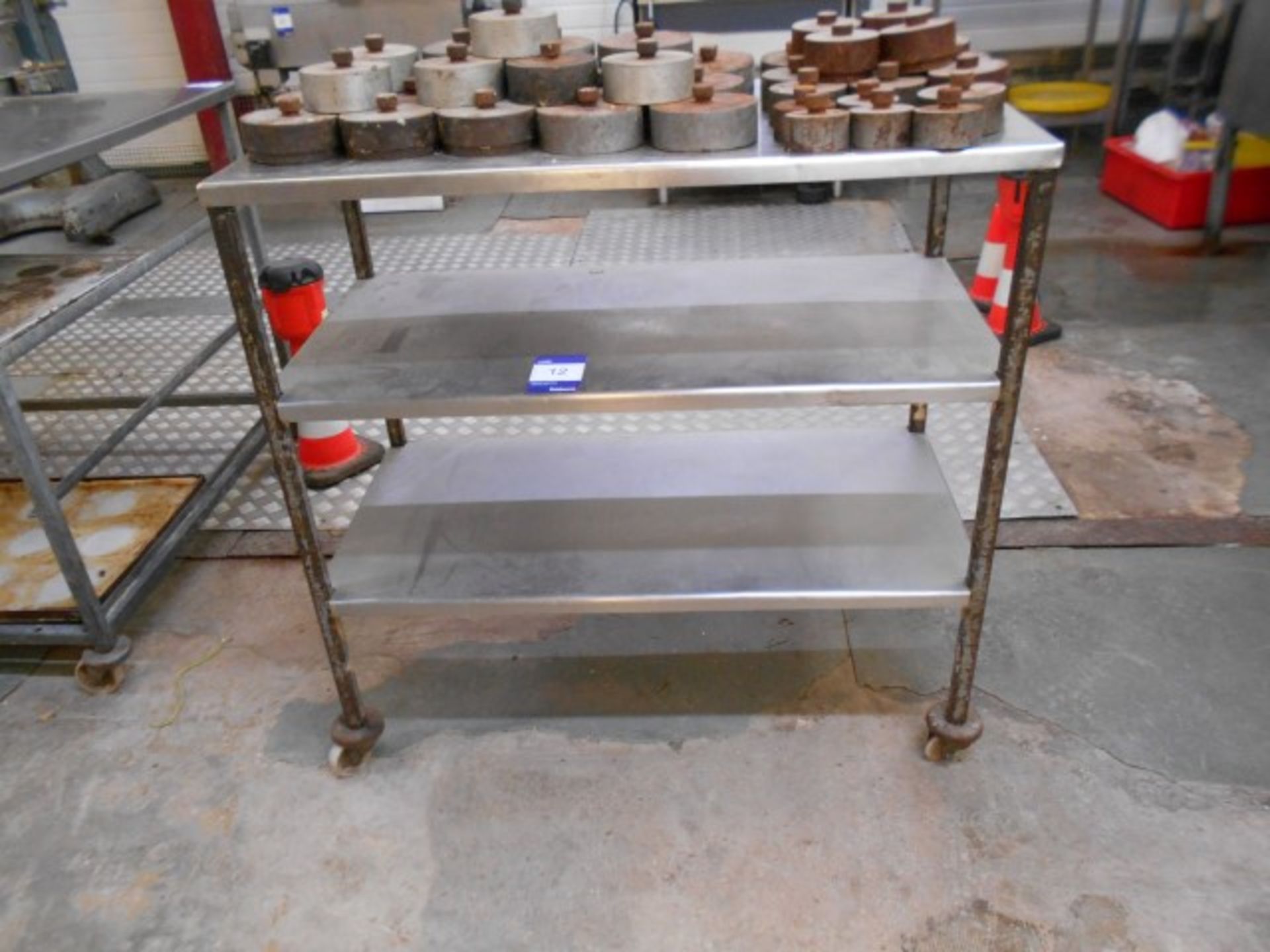 Large Quantity of Various Commercial Pie Moulds wi - Image 2 of 2