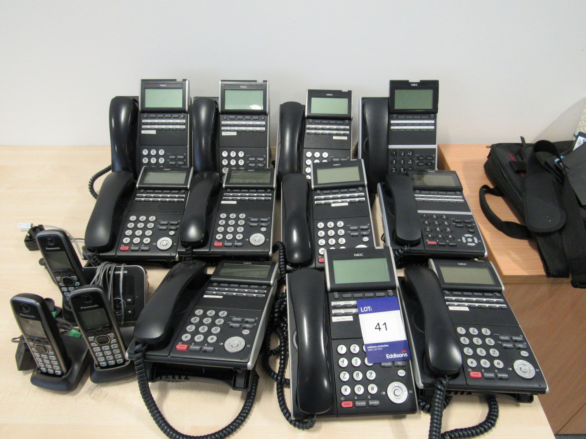 11 NEC DT300 Phones